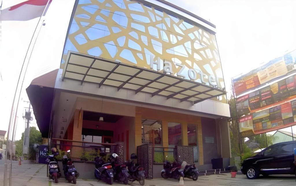 Hazotel Semarang Exterior foto