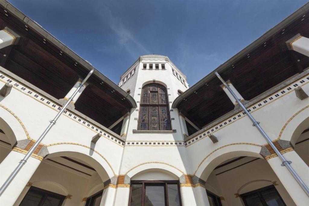 Hazotel Semarang Exterior foto